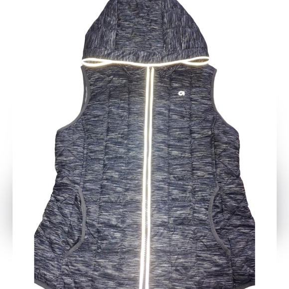 Girl's Gapfit Hooded Puffer Vest, XXL - Picture 7 of 10